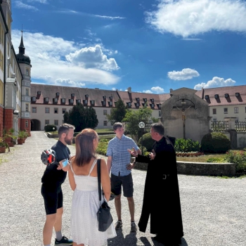 Ankunft im im Kloster Scheyern