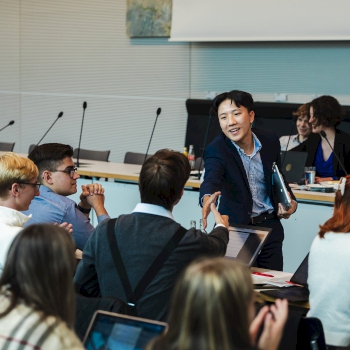 Hieu Cao beim Planspiel Zukunft der SPD-Bundestagsfraktion | Foto: Per Jacob Blut | Framerei